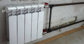 Установка биметаллических радиаторов отопления в квартире в Ивантеевке - от 2110 руб.